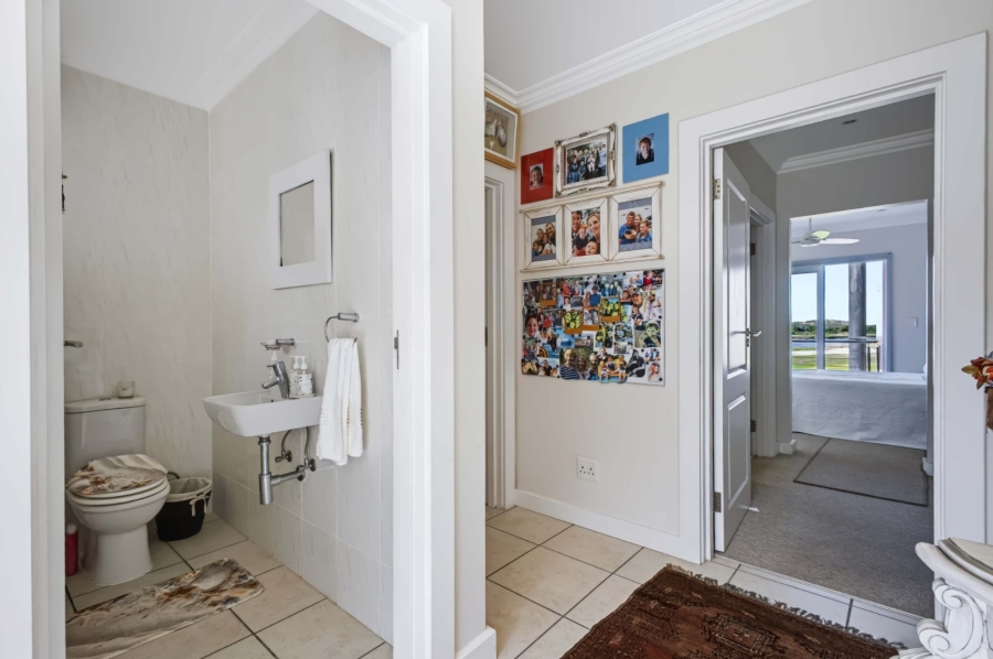  Bedroom Property for Sale in Twin Rivers Western Cape